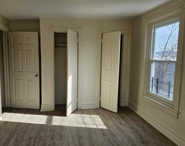 801 N Jordan Street - Photo Thumbnail 5