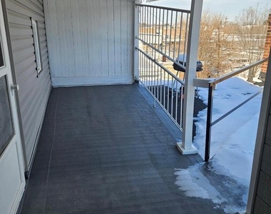 801 N Jordan Street - Photo Thumbnail 9