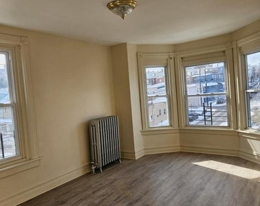 801 N Jordan Street - Photo Thumbnail 4