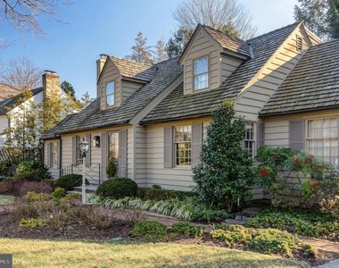 148 Heritage Road - Photo Thumbnail 3
