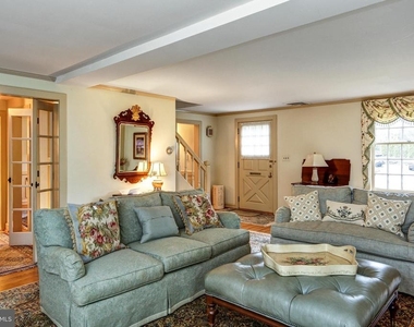 148 Heritage Road - Photo Thumbnail 12