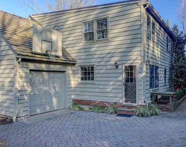 148 Heritage Road - Photo Thumbnail 7
