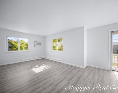 1051 Abbey Court - Photo Thumbnail 2