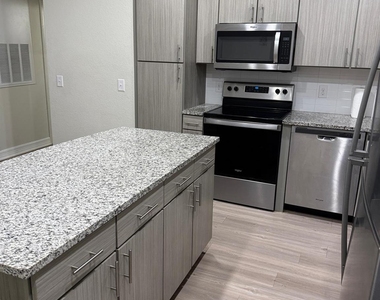 1201 W Whitestone Blvd Blvd - Photo Thumbnail 5
