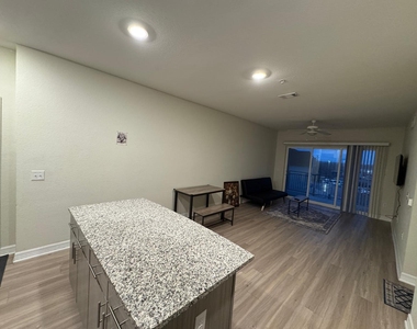 1201 W Whitestone Blvd Blvd - Photo Thumbnail 7
