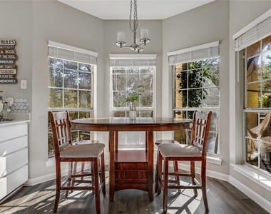 3404 American Dr - Photo Thumbnail 5