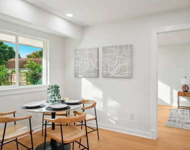 10219 W Rutland Vlg - Photo Thumbnail 7