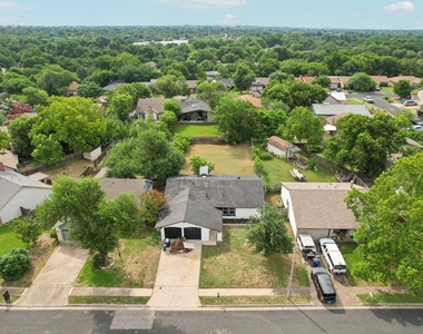 10219 W Rutland Vlg - Photo Thumbnail 25