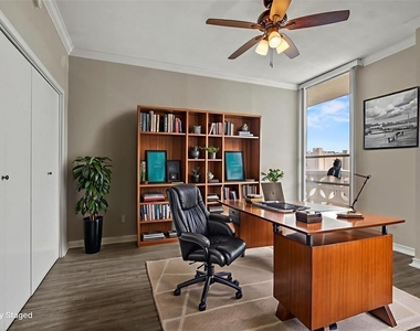 1801 Lavaca St - Photo Thumbnail 8