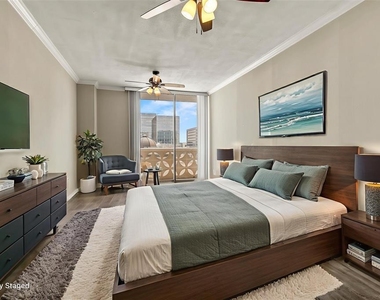 1801 Lavaca St - Photo Thumbnail 14