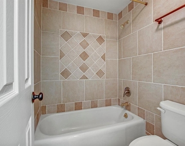 1801 Lavaca St - Photo Thumbnail 11