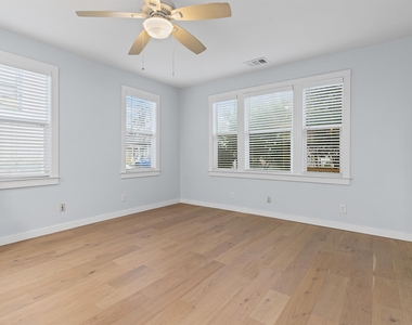 84 Waller St - Photo Thumbnail 4