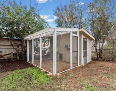 84 Waller St - Photo Thumbnail 20