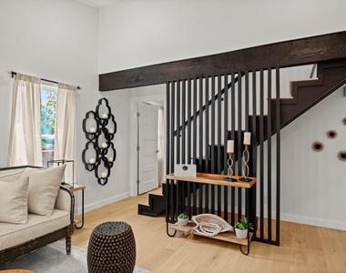 3904 Highland Dr - Photo Thumbnail 12