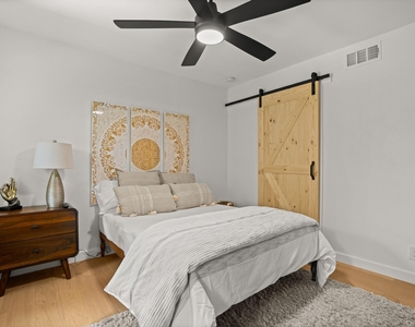3904 Highland Dr - Photo Thumbnail 27