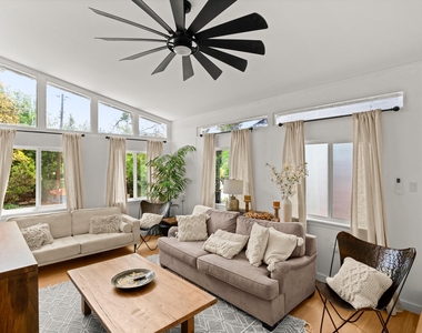3904 Highland Dr - Photo Thumbnail 23