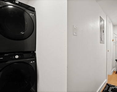 3904 Highland Dr - Photo Thumbnail 16
