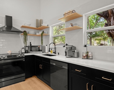 3904 Highland Dr - Photo Thumbnail 14