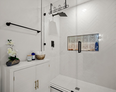 3904 Highland Dr - Photo Thumbnail 26