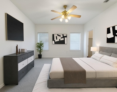 1717 Constantino Cir - Photo Thumbnail 11