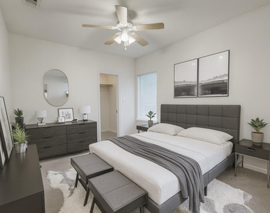 1717 Constantino Cir - Photo Thumbnail 17