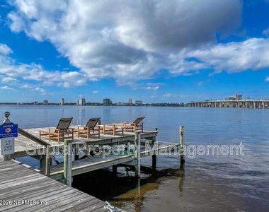 1550 Palm Avenue - Photo Thumbnail 19