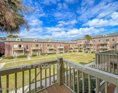 1550 Palm Avenue - Photo Thumbnail 15