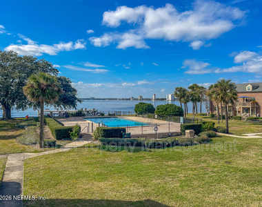 1550 Palm Avenue - Photo Thumbnail 17