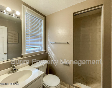 1550 Palm Avenue - Photo Thumbnail 13