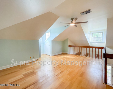1550 Palm Avenue - Photo Thumbnail 9