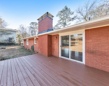 909 Rosedale Drive - Photo Thumbnail 25