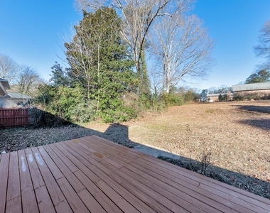 909 Rosedale Drive - Photo Thumbnail 27