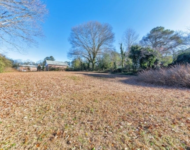 909 Rosedale Drive - Photo Thumbnail 29
