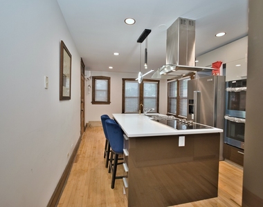 2437 W North Shore Avenue - Photo Thumbnail 5