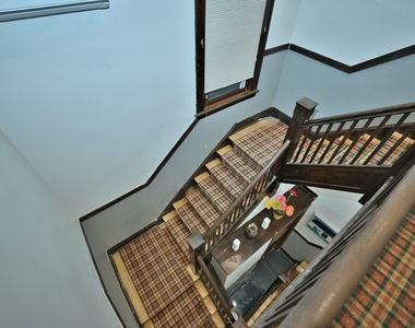 2437 W North Shore Avenue - Photo Thumbnail 27
