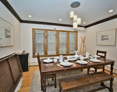 2437 W North Shore Avenue - Photo Thumbnail 23