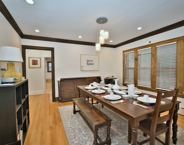 2437 W North Shore Avenue - Photo Thumbnail 3