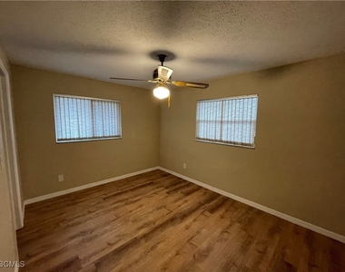 4108 Se 18th Place - Photo Thumbnail 7