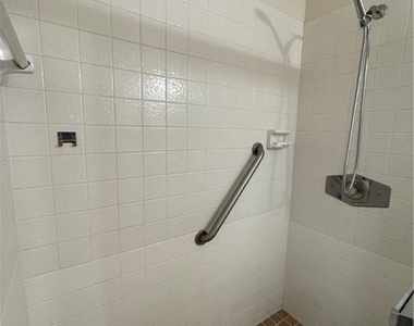 4108 Se 18th Place - Photo Thumbnail 6
