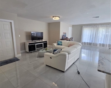 280 Lanchester Court - Photo Thumbnail 13