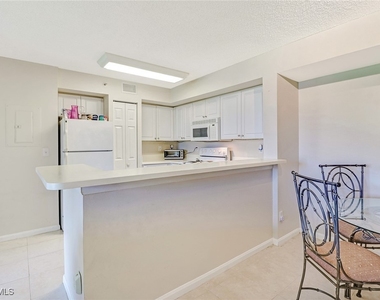 1265 Wildwood Lakes Boulevard - Photo Thumbnail 2