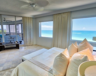 8665 Bay Colony Drive - Photo Thumbnail 15