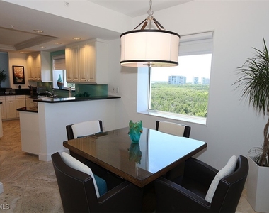 8665 Bay Colony Drive - Photo Thumbnail 10