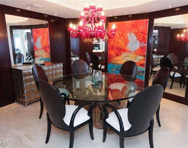 8665 Bay Colony Drive - Photo Thumbnail 4