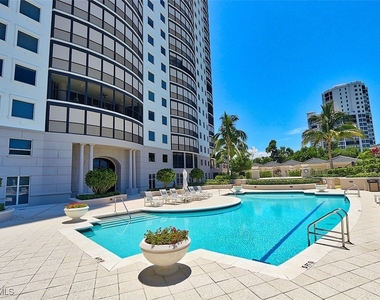 8665 Bay Colony Drive - Photo Thumbnail 38
