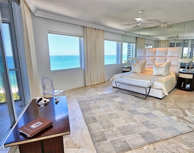 8665 Bay Colony Drive - Photo Thumbnail 14