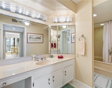 4551 Gulf Shore Boulevard N - Photo Thumbnail 10