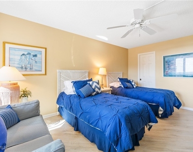 4551 Gulf Shore Boulevard N - Photo Thumbnail 12