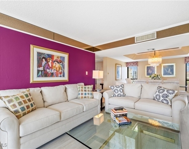 4551 Gulf Shore Boulevard N - Photo Thumbnail 4