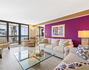4551 Gulf Shore Boulevard N - Photo Thumbnail 3